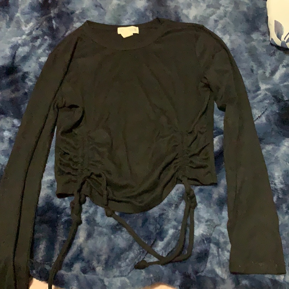 Back crop top long sleeve with laces at waist
